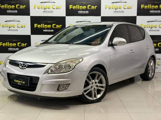 HYUNDAI I30 2.0 MPFI GLS 16V GASOLINA 4P MANUAL HYUNDAI I30 2.0 MPFI GLS 16V GASOLINA 4P MANUAL